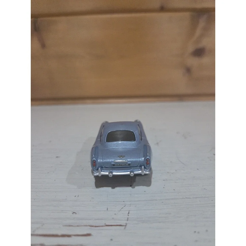 Finn McMissile - Disney Pixar Cars 2 Mattel Diecast car 314 FMCM - 3.5